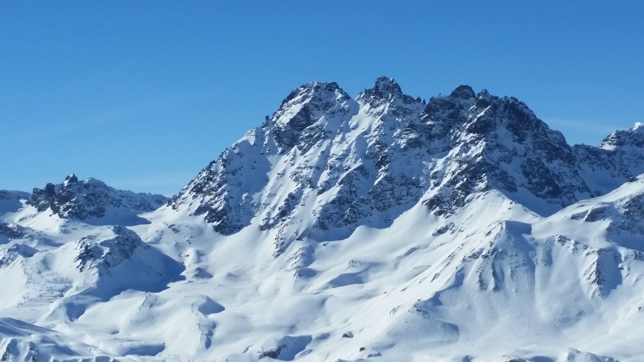 成都深山旅游