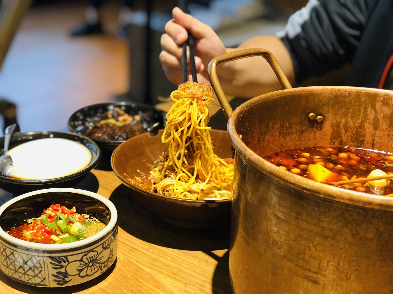 成都美食档口，品味地道美食，体验当地文化  第1张